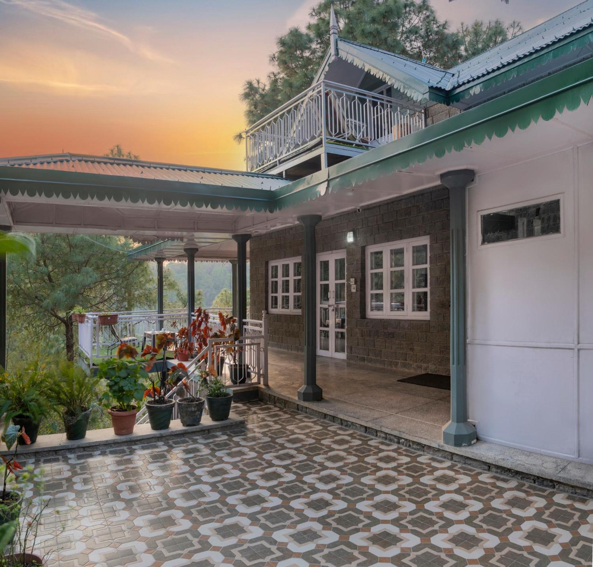 Vintage Villa, Kasauli Luaran gambar